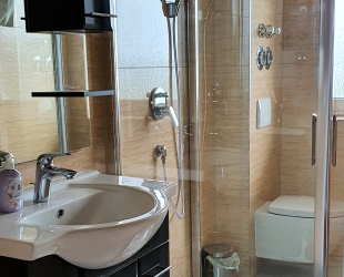 Lucys Haus 2 'Am Peeneblick'