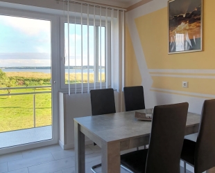 Lucys Haus 2 'Am Peeneblick'