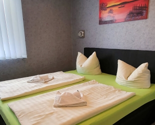 Lucys Haus 2 'Am Peeneblick'